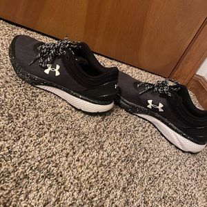 Women’s size 6.5 Under Armour shoes